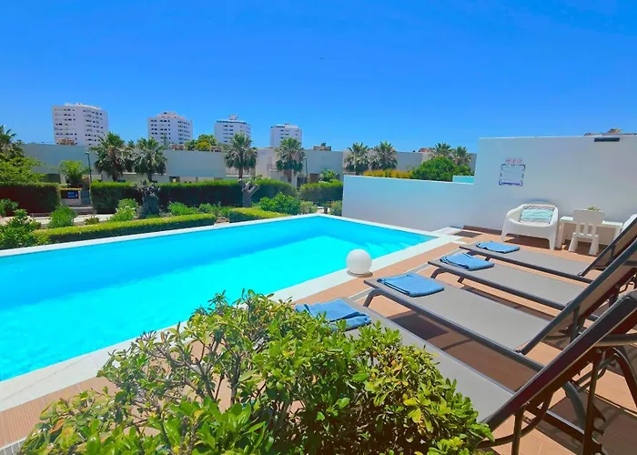 Luxury & Private Heatable Pool In Villa Albufeira