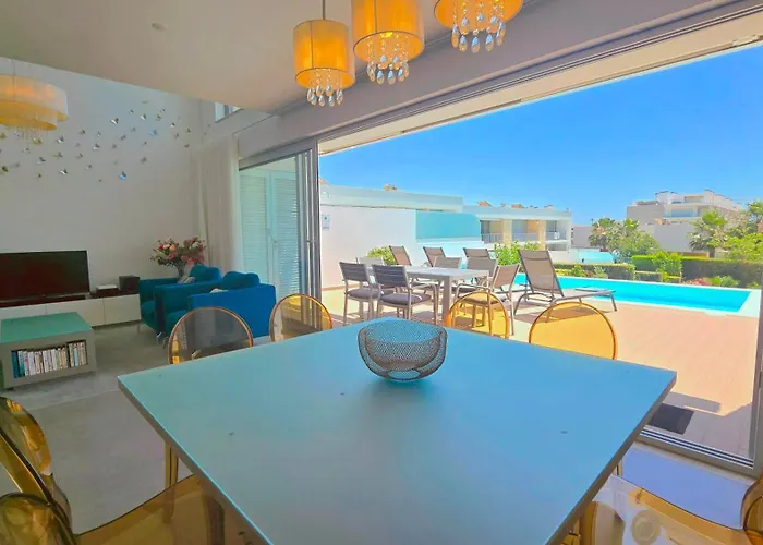 Luxury & Private Heatable Pool In Villa Albufeira